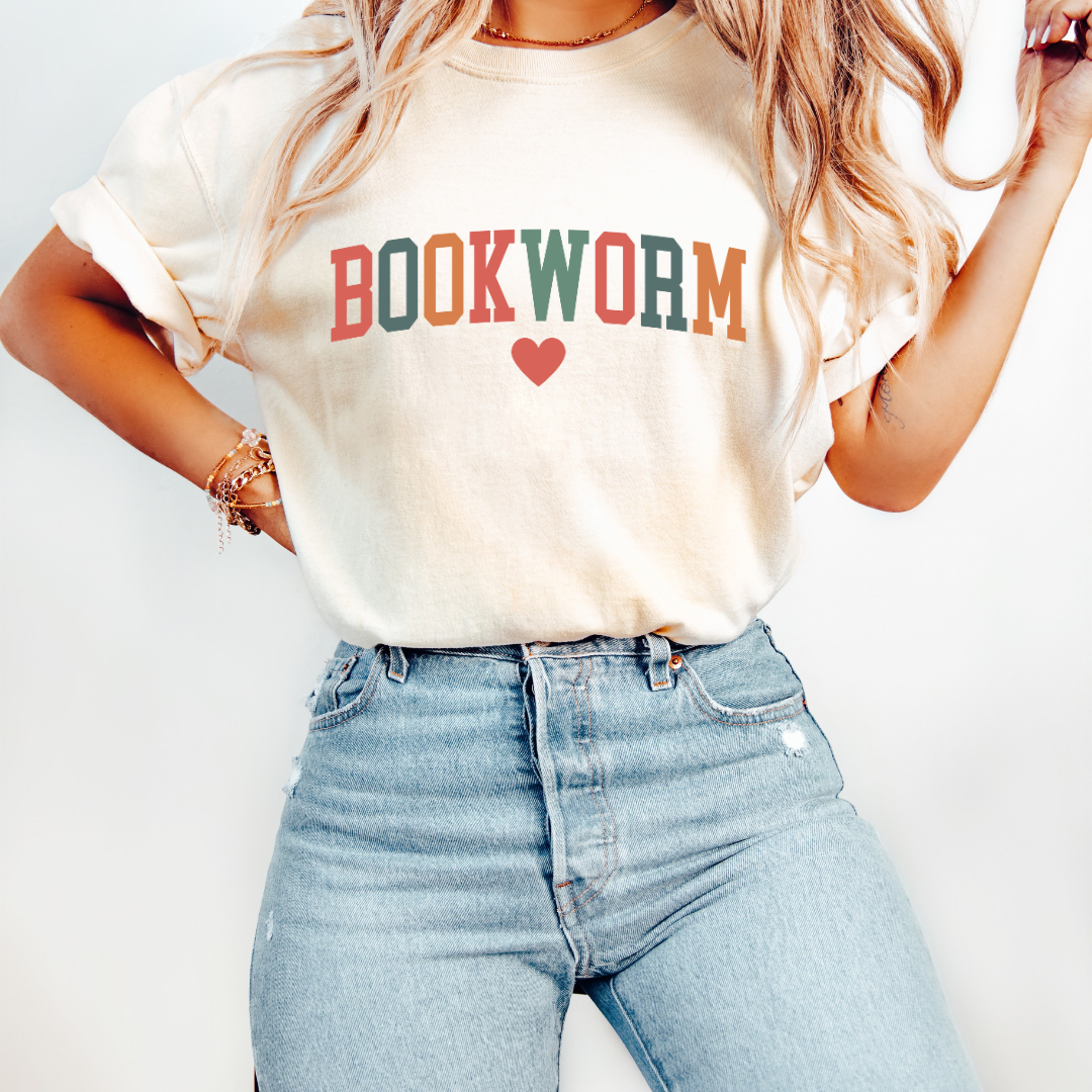BOOKWORM TEE