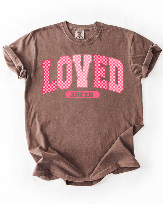 LOVED TEE