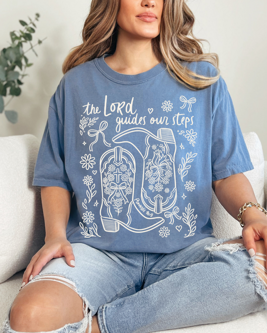 THE LORD GUIDES MY STEPS TEE