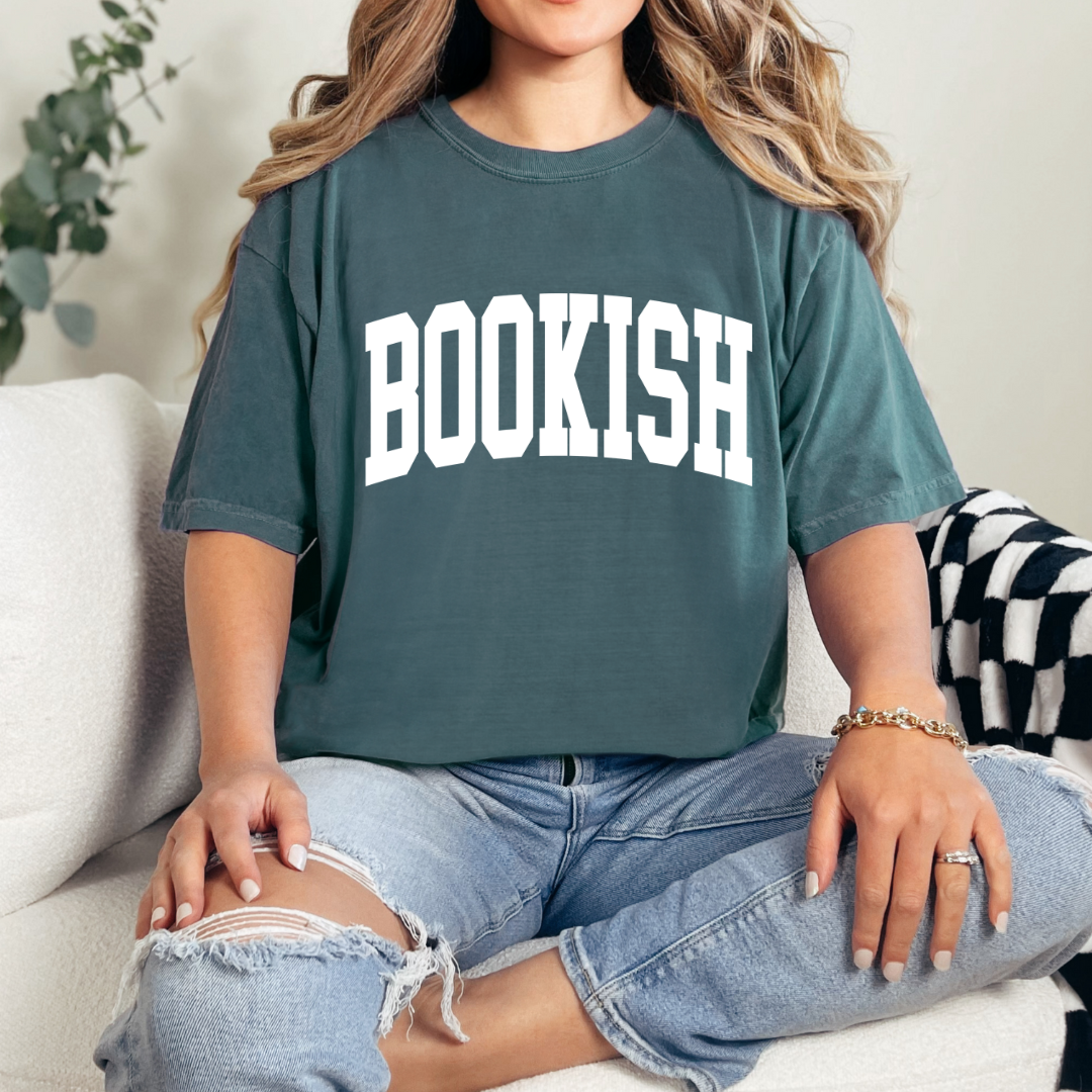 BOOKISH TEE