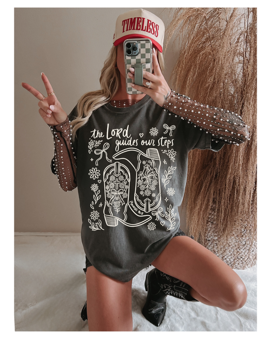 THE LORD GUIDES MY STEPS TEE